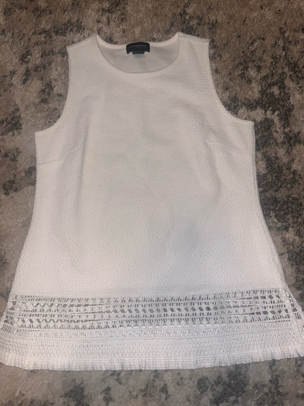 Liz Claiborne White Sleeveless Tank with lace Crochet Hem woman’s size medium